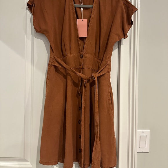 Quince Dresses & Skirts - Vintage Wash Tencel Button Front Dress